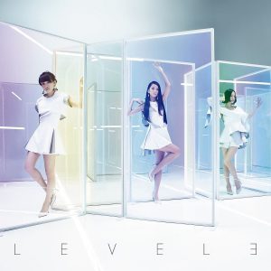 『Perfume - ふりかえるといるよ』収録の『LEVEL3』ジャケット