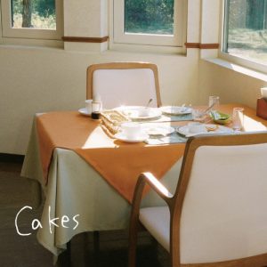 『Homecomings - Cakes』収録の『Cakes』ジャケット