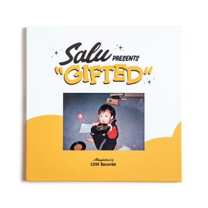 『SALU - KURT』収録の『GIFTED』ジャケット