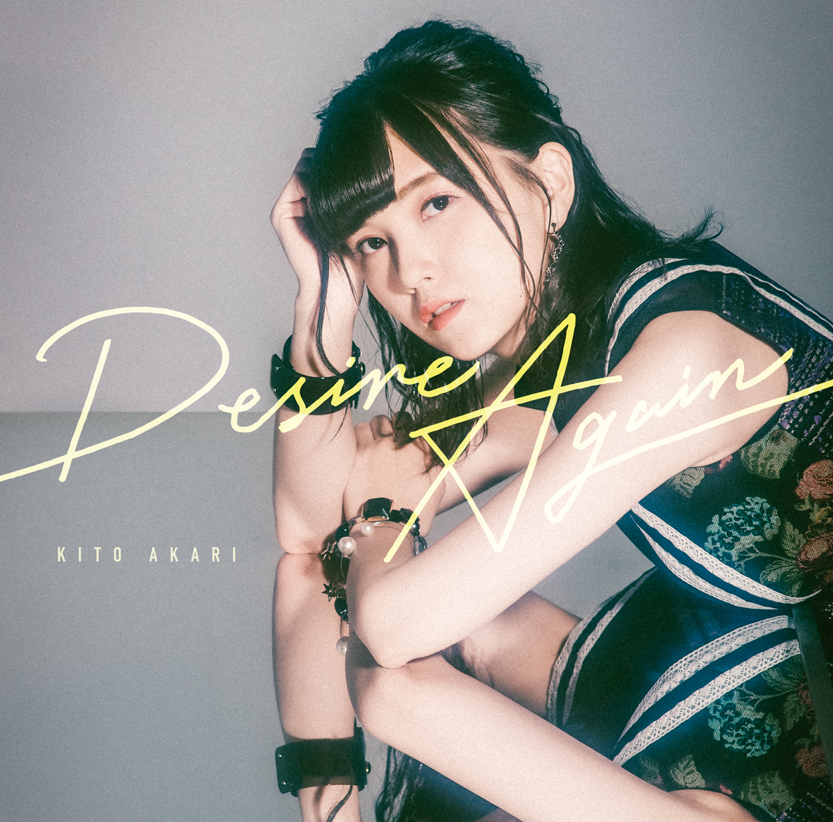 Cover art for『Akari Kito - Closer』from the release『Desire Again』