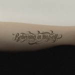 『HYDE - INTERPLAY』収録の『BELIEVING IN MYSELF / INTERPLAY』ジャケット