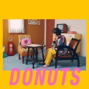 Cover art for『SHE IS SUMMER - DONUTS』from the release『DONUTS』