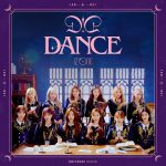 『IZ*ONE - D-D-DANCE』収録の『D-D-DANCE』ジャケット