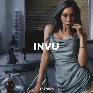 『テヨン - INVU』収録の『INVU - The 3rd Album』ジャケット