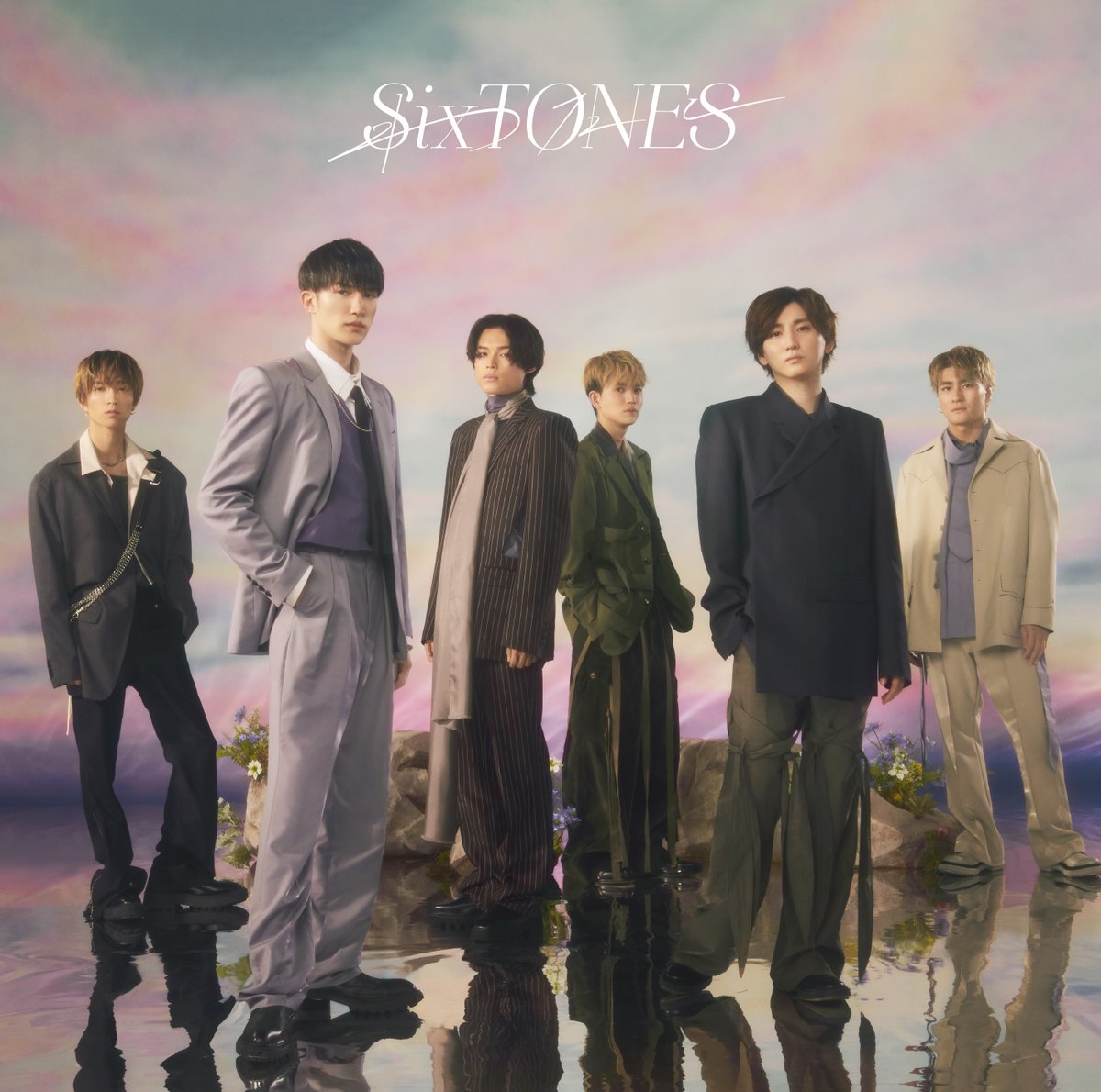 Cover art for『SixTONES - オンガク』from the release『Watashi