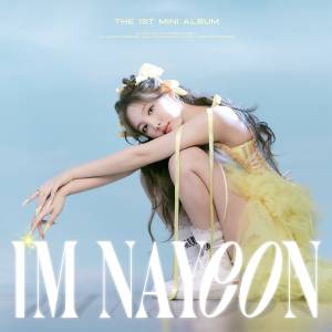 『NAYEON (TWICE) - SUNSET』収録の『IM NAYEON』ジャケット