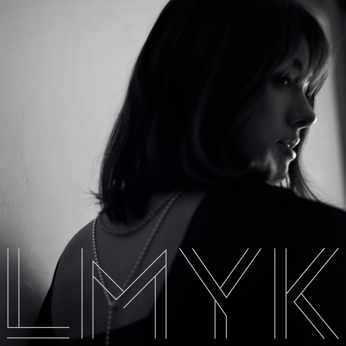 『LMYK - Without Love』収録の『Without Love』ジャケット