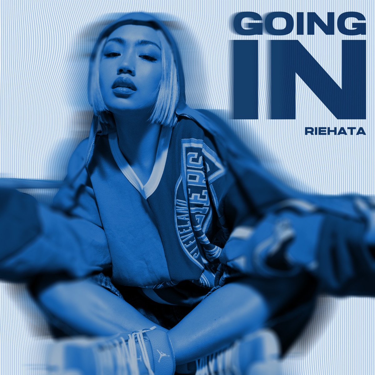 『RIEHATA - GOING IN』収録の『GOING IN』ジャケット