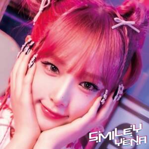 『YENA - Déjà Vu』収録の『SMILEY-Japanese Ver.- (feat.ちゃんみな)』ジャケット