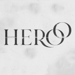 『Novel Core - TYPHOON』収録の『HERO』ジャケット