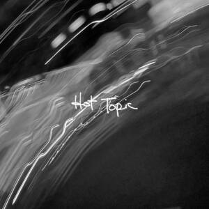 Cover art for『Awich - Hot Topic』from the release『Hot Topic』